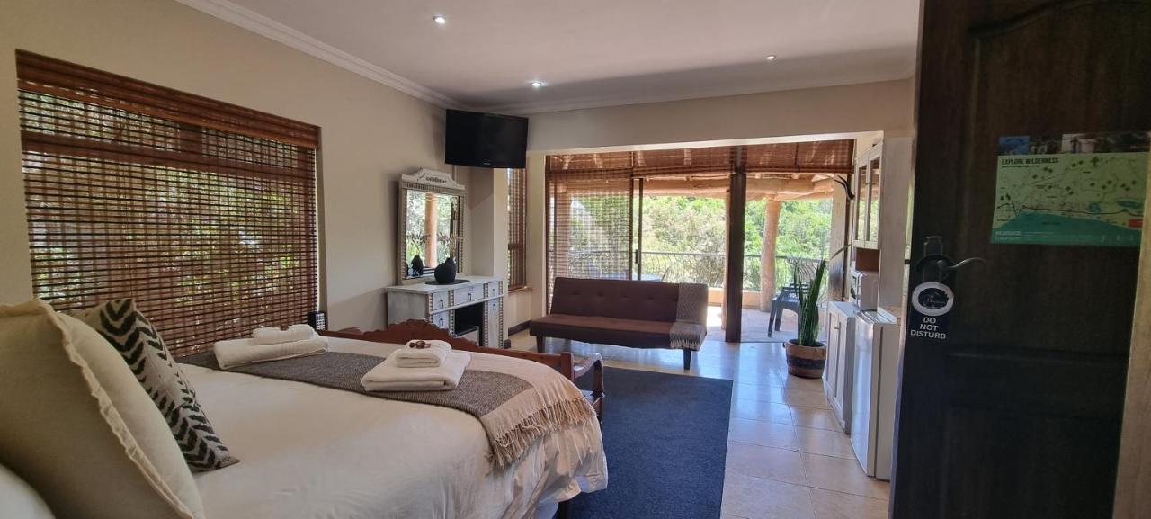 Moquini Guesthouse Wilderness Extérieur photo