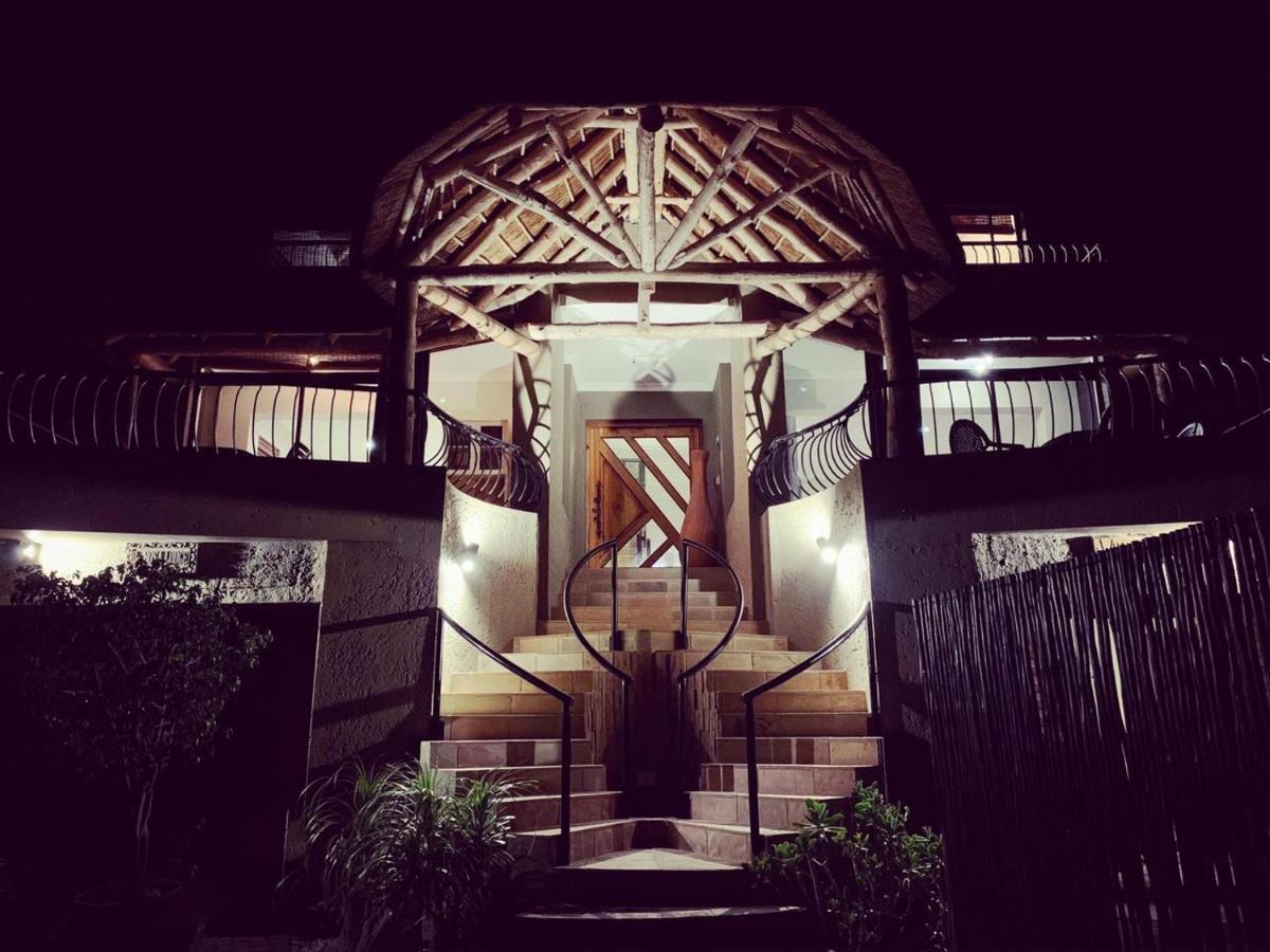 Moquini Guesthouse Wilderness Extérieur photo